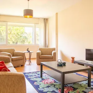 Lovely Flat Near Public Transportation In Izmir